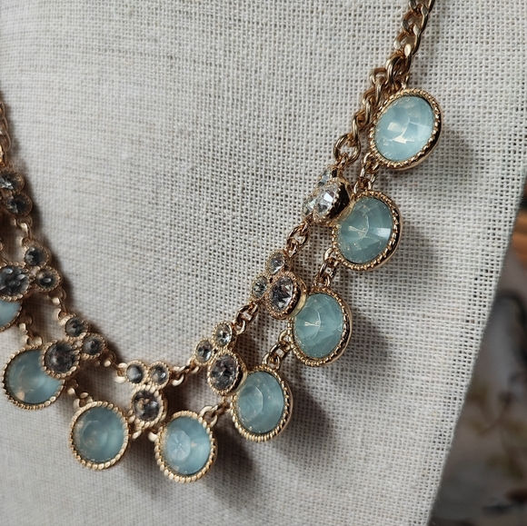 Milky Opaline Seafoam Crystal Glass Gold Tone Statement Necklace Crown Logo NEW - Picture 4 of 10